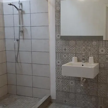 U Pantanu Сиракузы